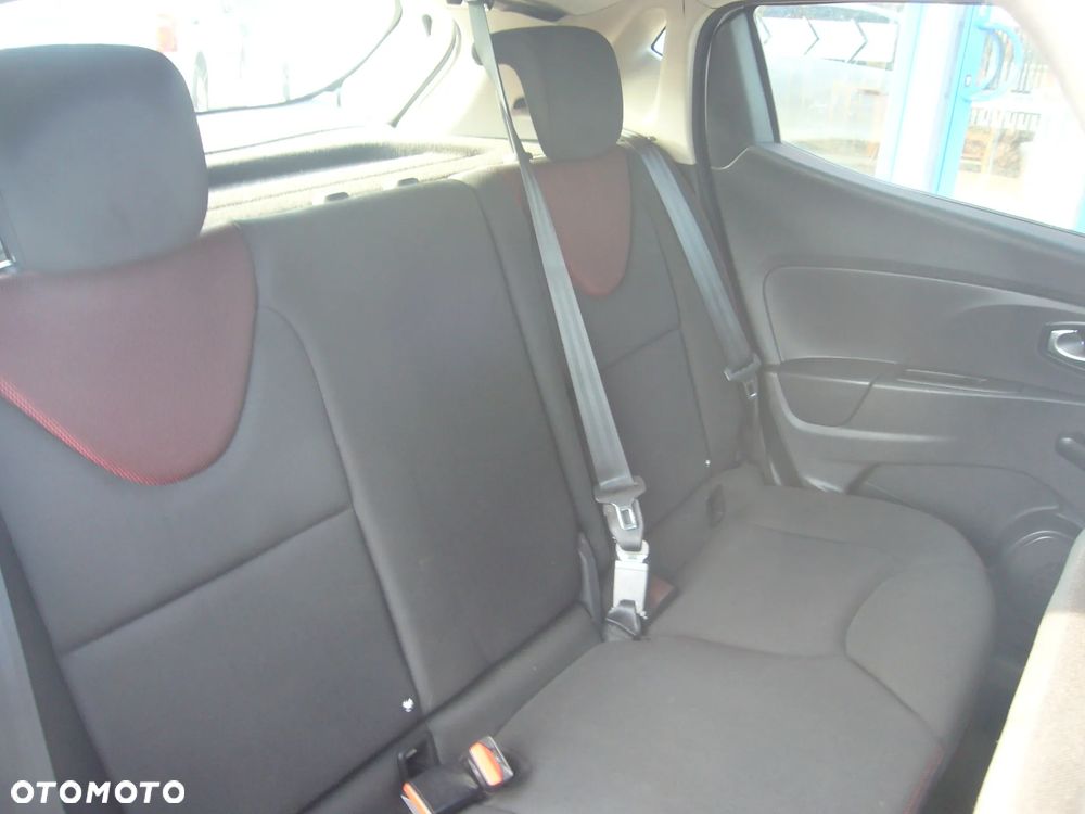 Renault Clio 1.5 dCi Alize - 17