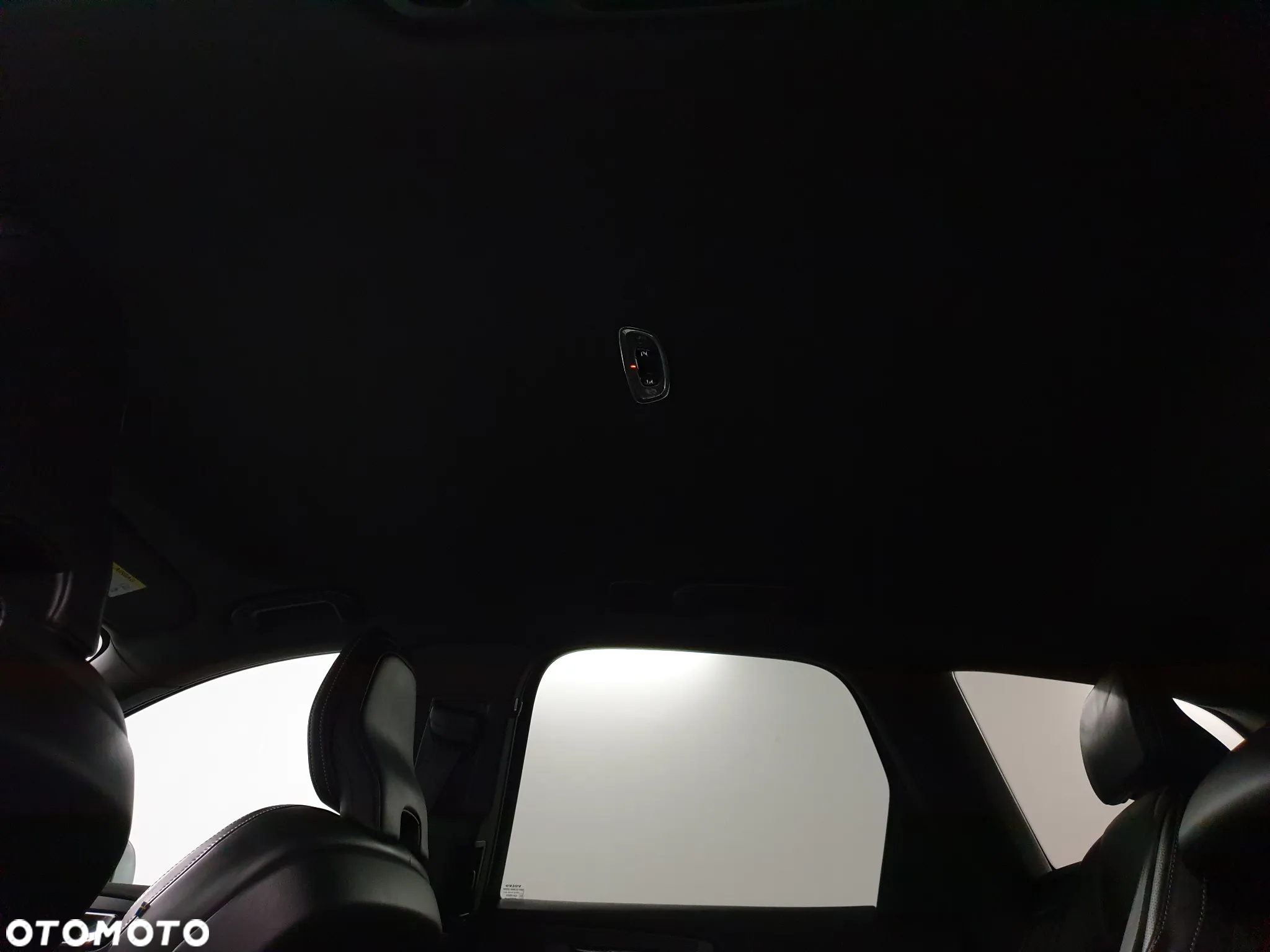 Volvo XC 60 D4 Geartronic RDesign - 27