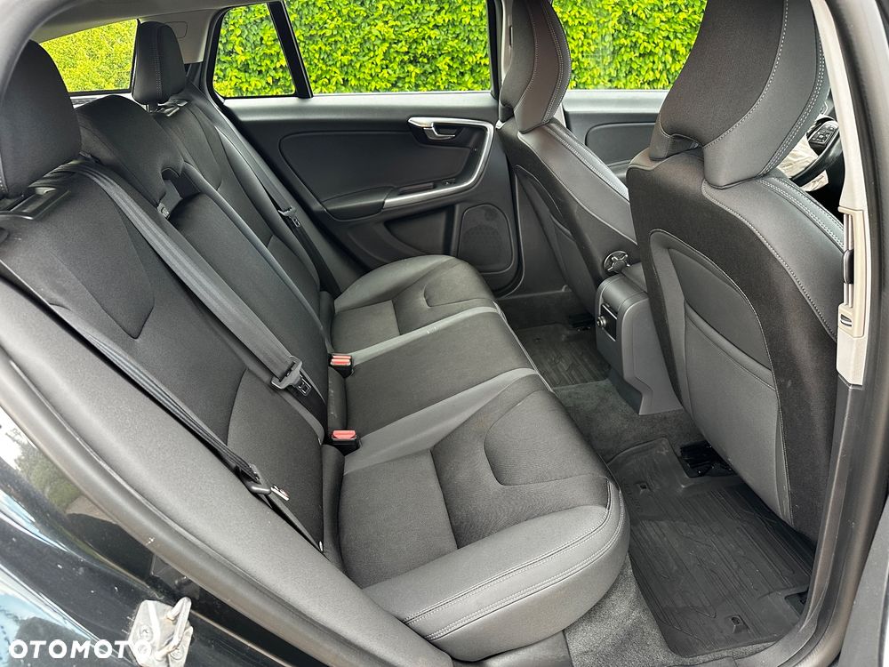 Volvo V60 - 14