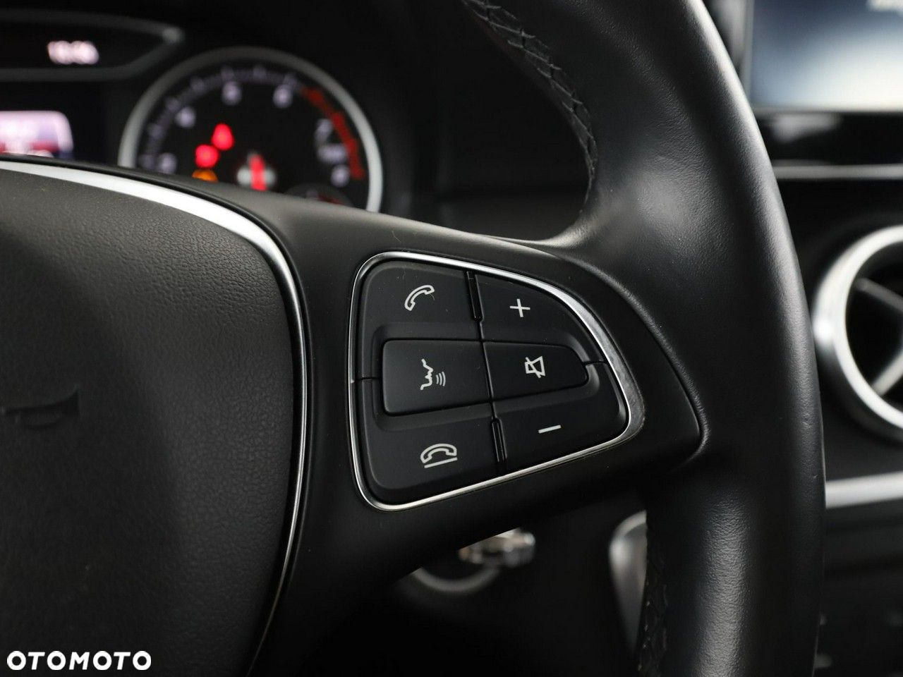 Mercedes-Benz Klasa A 180 (BlueEFFICIENCY) Style - 24