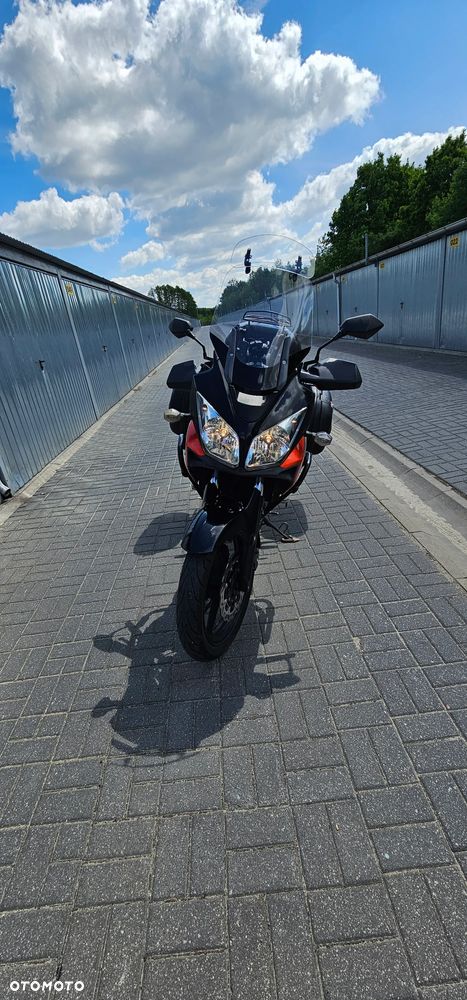 Suzuki V-STROM - 2