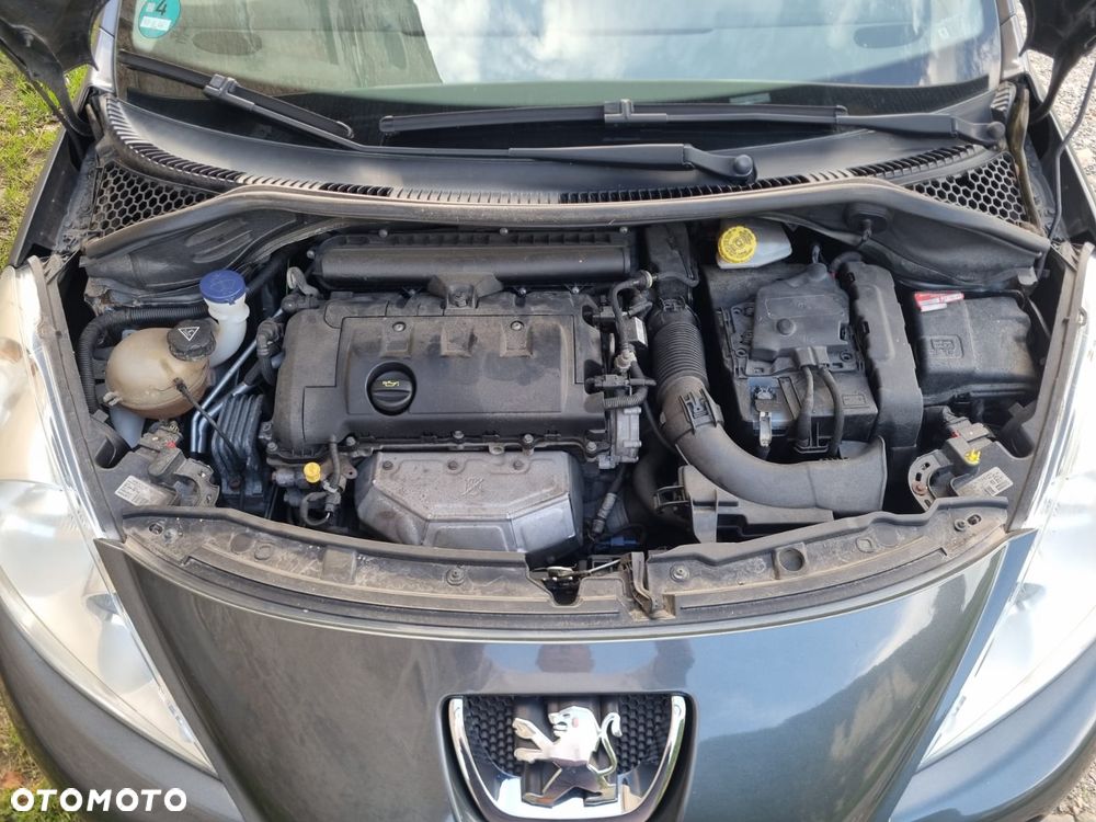 Peugeot 207 95 VTi Premium - 12