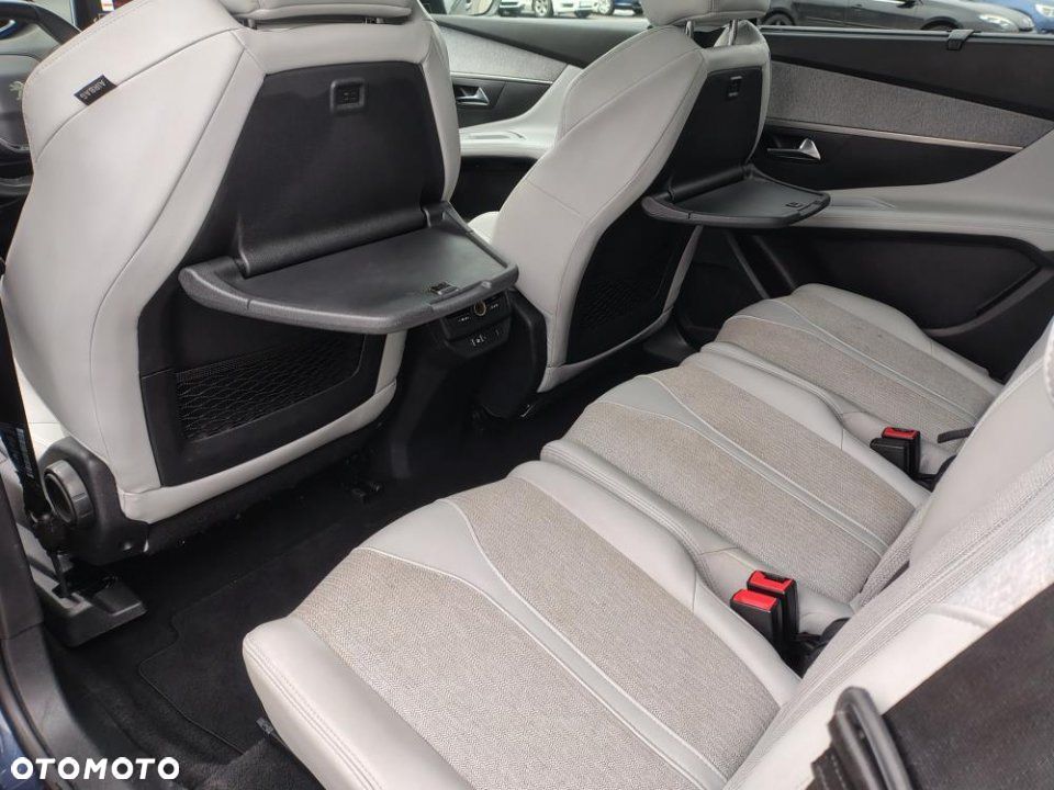 Peugeot 5008 - 18