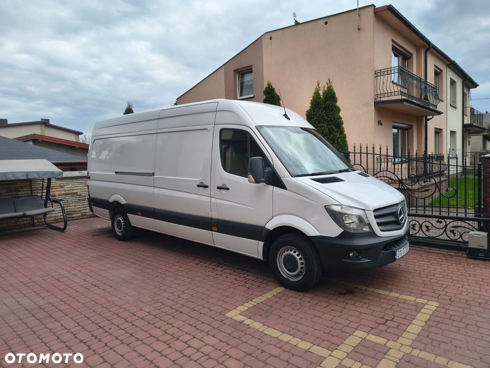 Mercedes-Benz Sprinter - 4