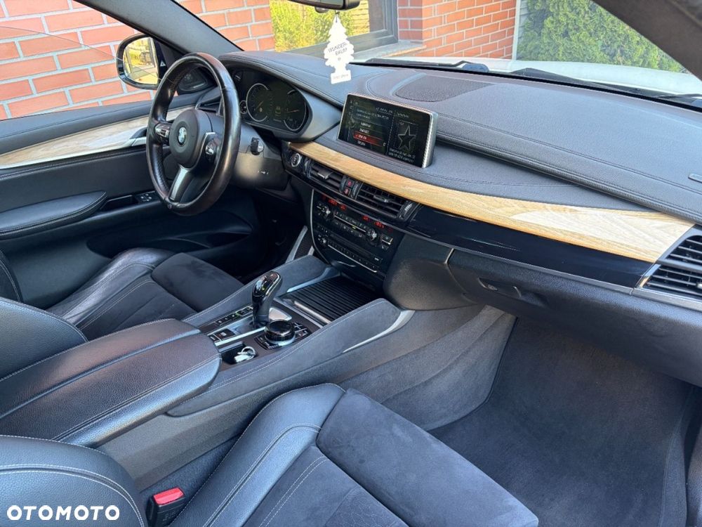 BMW X6 xDrive50i M Sport - 8