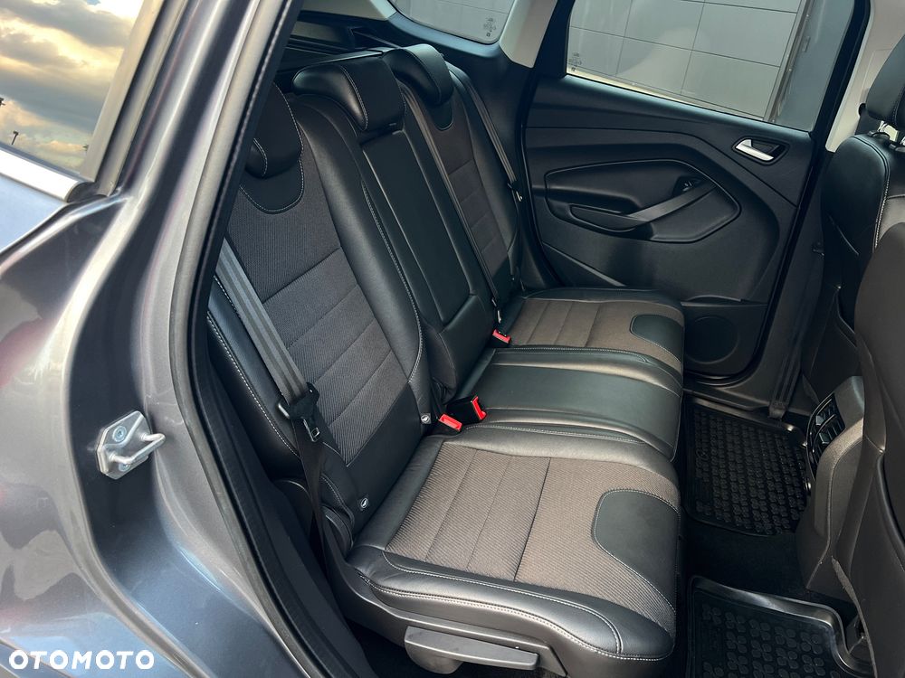 Ford Kuga 2.0 TDCi Titanium - 14