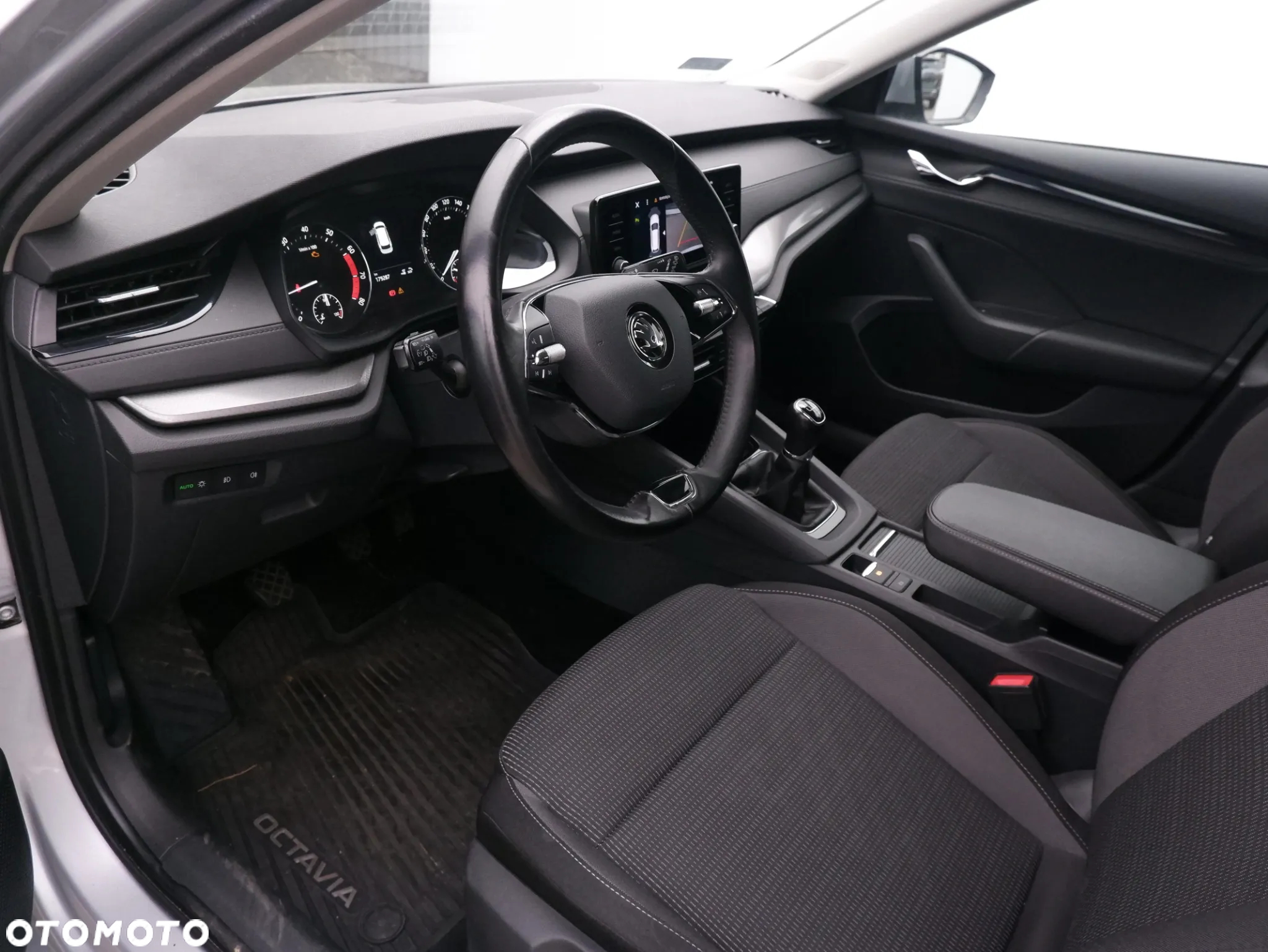 Skoda Octavia 1.5 TSI ACT Ambition - 10