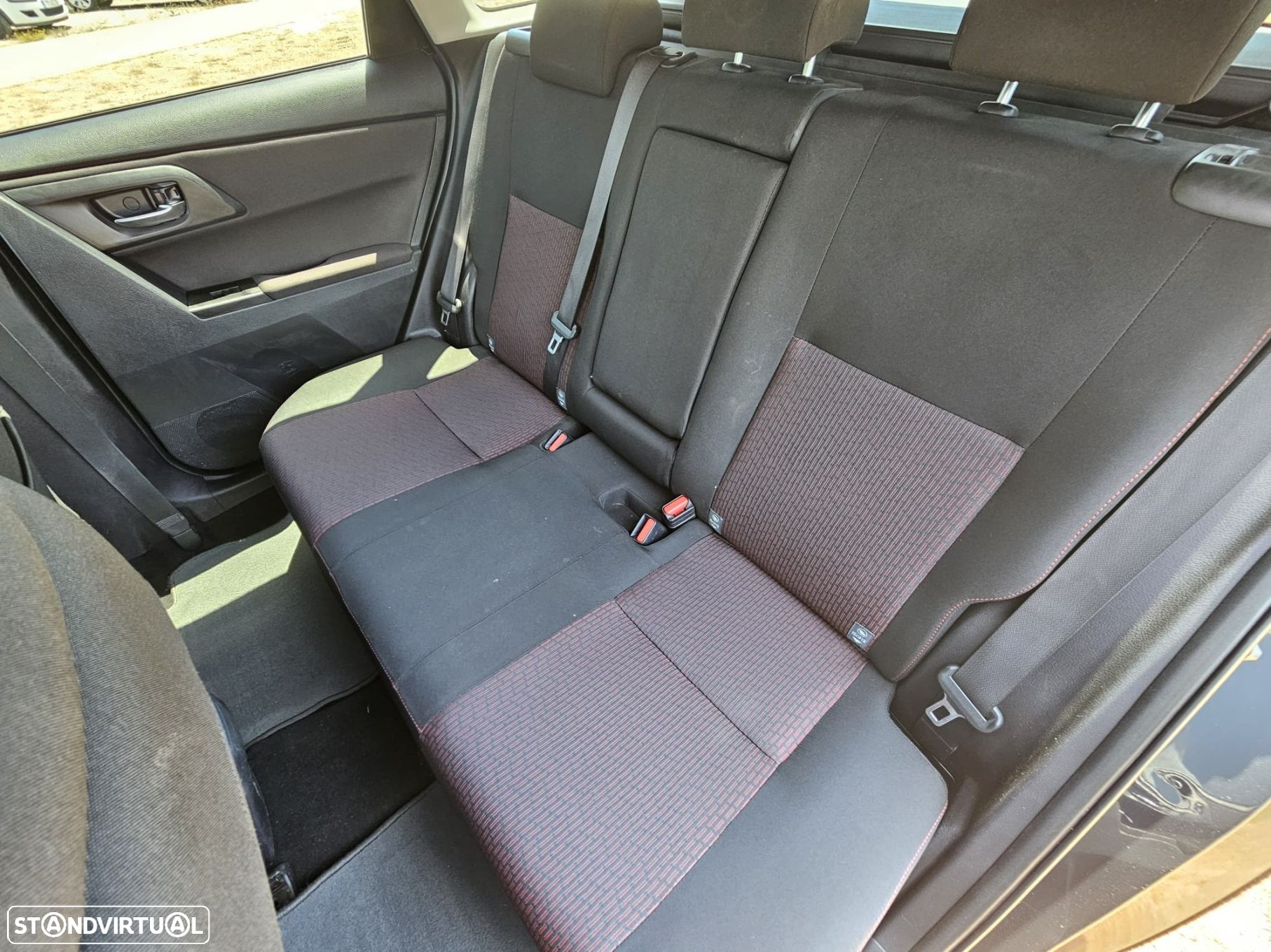 Toyota Auris Touring Sports 1.4 D-4D Comfort - 20