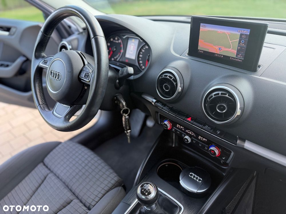 Audi A3 Sportback 1.4 TFSI Attraction - 30