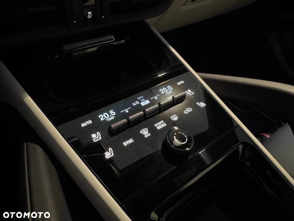 Porsche Cayenne - 19