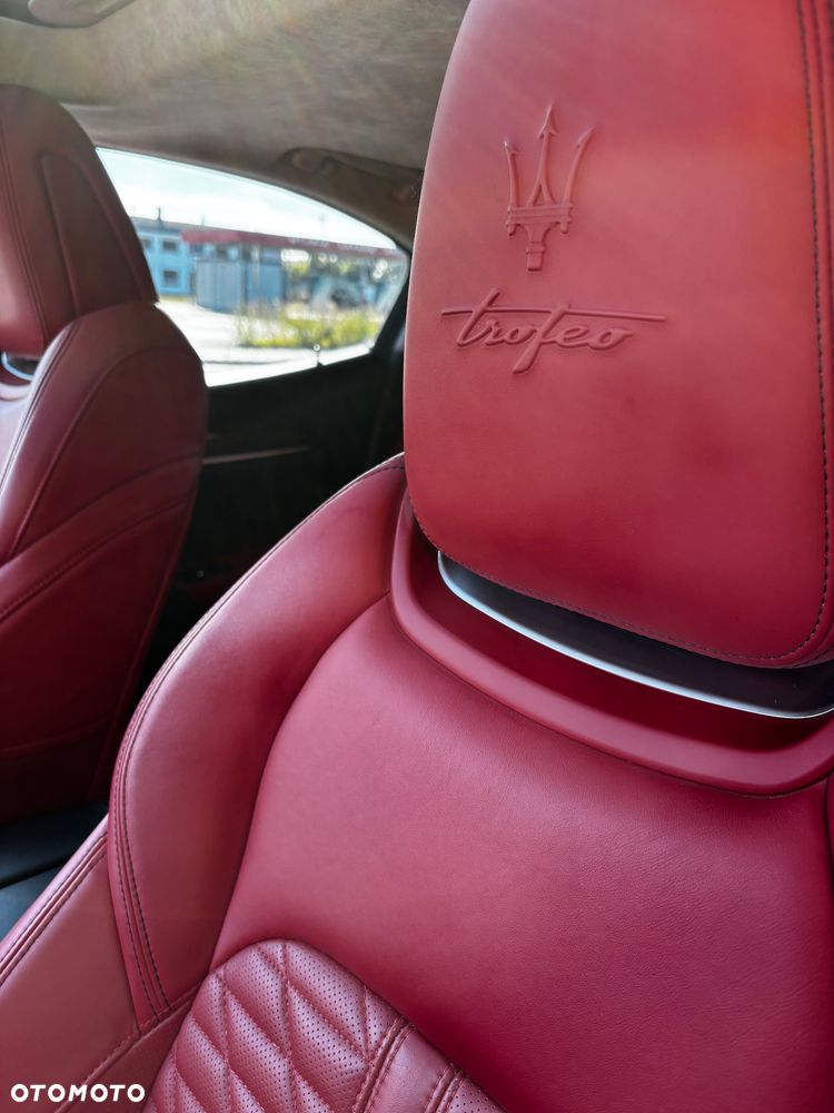 Maserati Ghibli Trofeo - 7