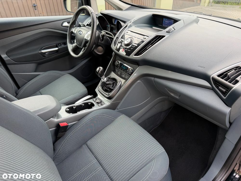 Ford C-MAX 2.0 TDCi Titanium - 24