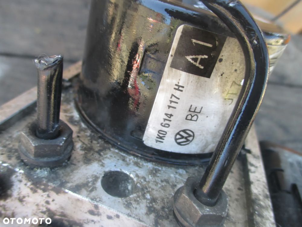 pompa ABS Touran Caddy Golf 1K0614117H 1K0907379P - 2