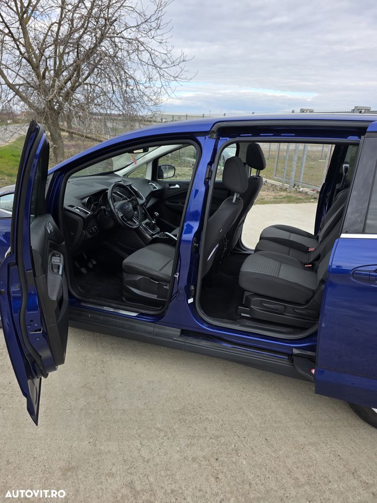 Ford Grand C-Max ver-2-0-tdci-start--stopp--system-titanium - 6