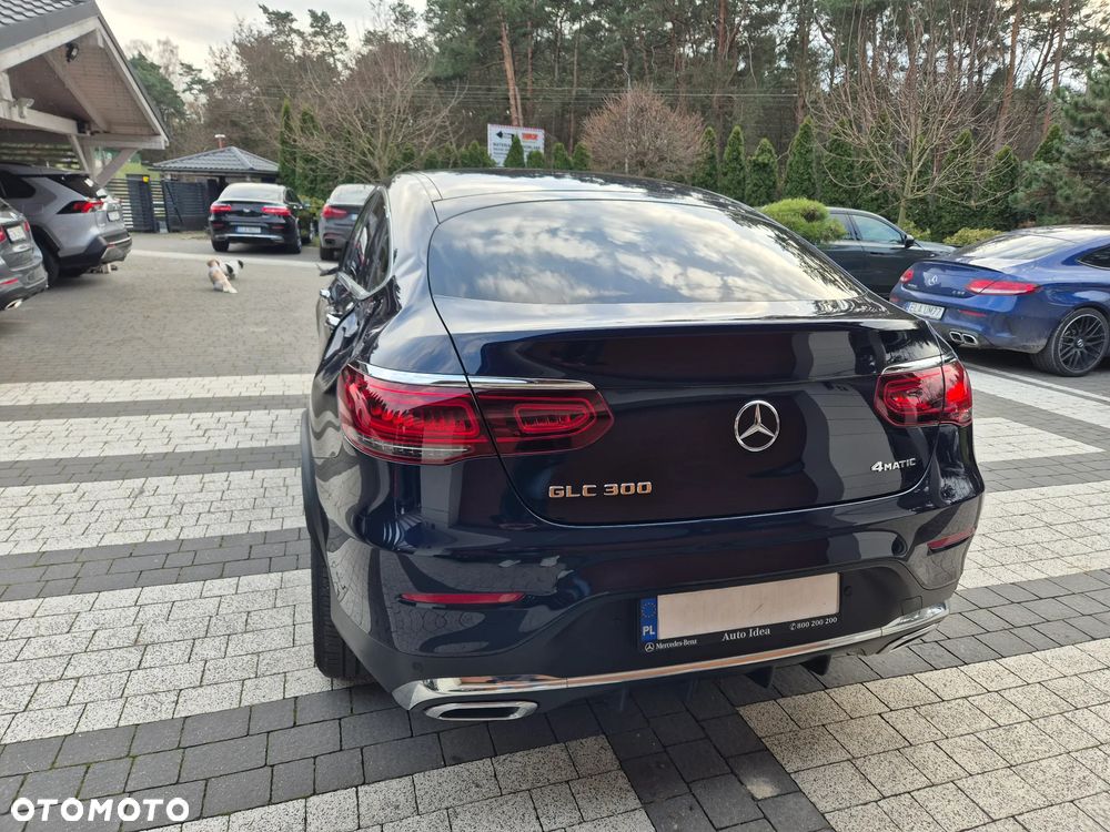 Mercedes-Benz GLC - 16