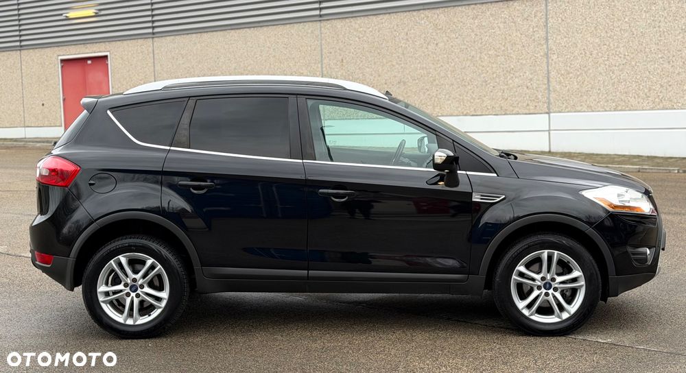 Ford Kuga 2.0 TDCi 4x4 Titanium - 12