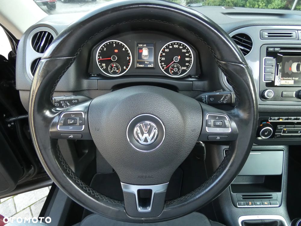 Volkswagen Tiguan 2.0 TDI DPF 4Motion Exclusive - 26