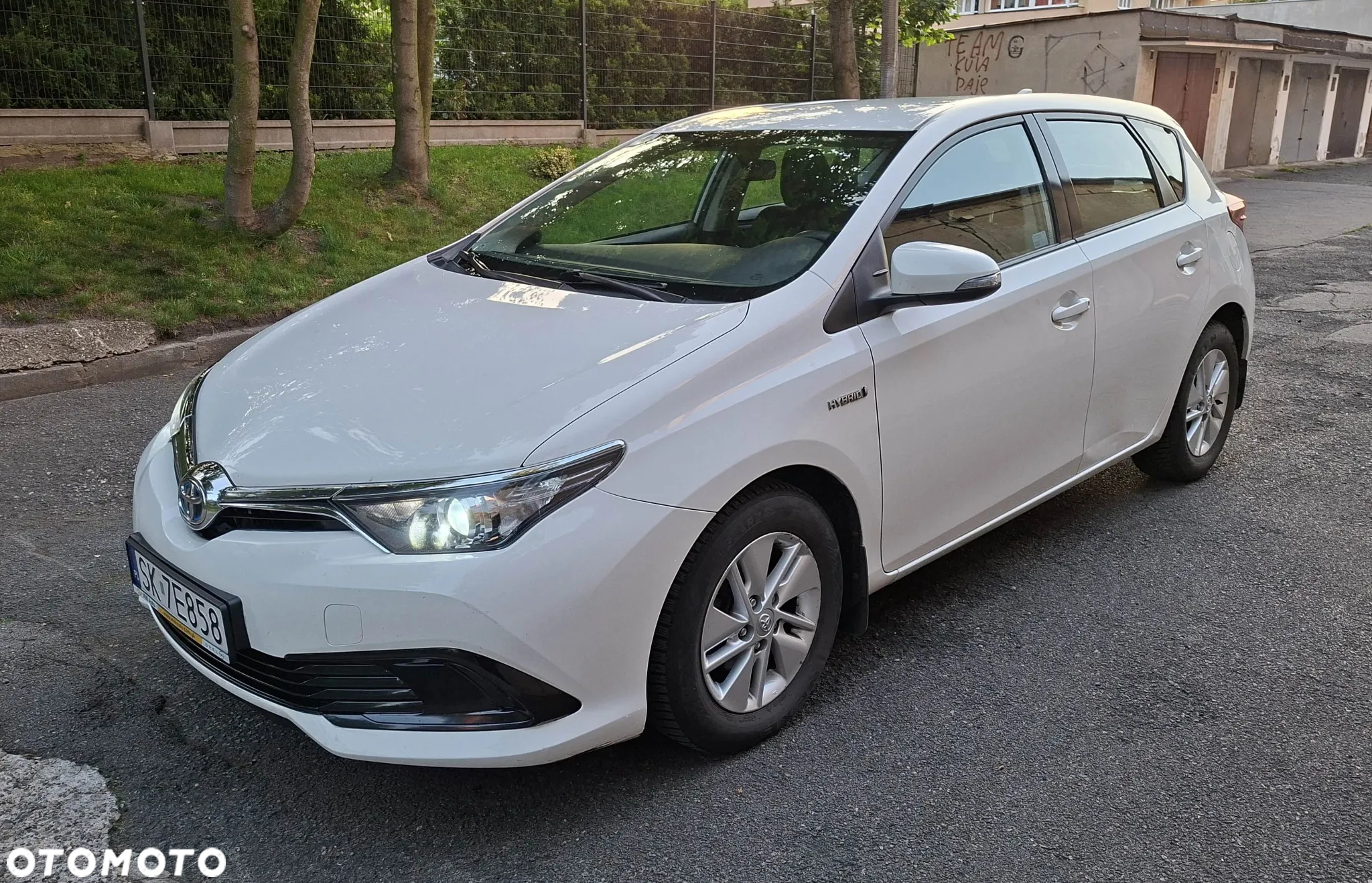 Toyota Auris Hybrid 135 Active - 15