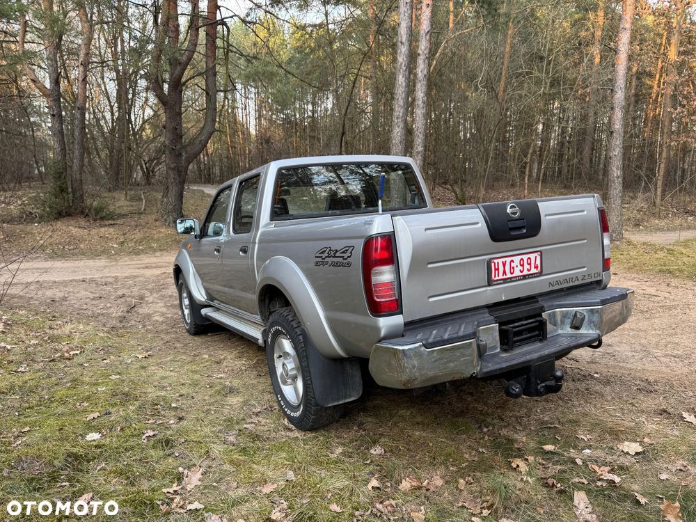 Nissan Navara - 36