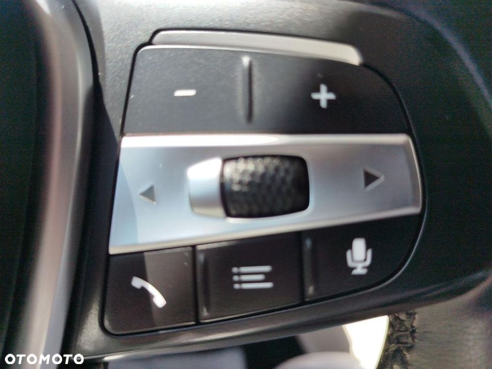 BMW X6 - 18