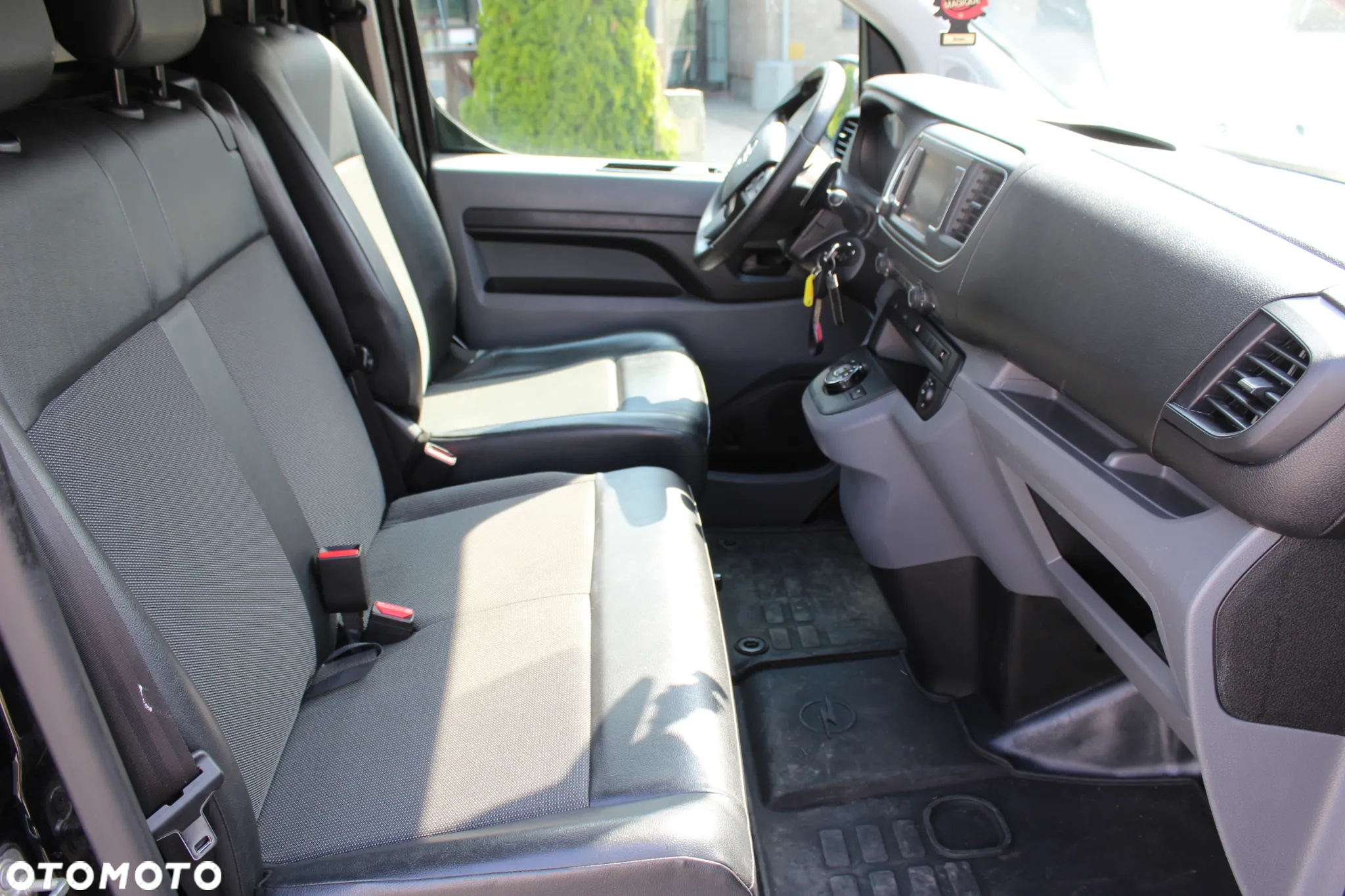 Opel Vivaro - 13