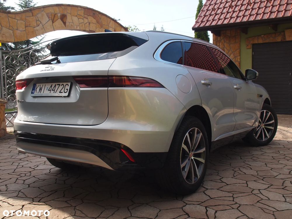 Jaguar F-Pace P250 AWD - 12