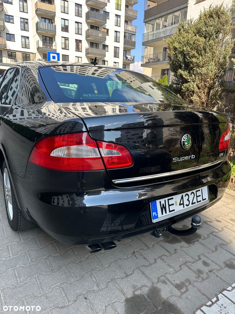 Skoda Superb 1.8 TSI Elegance DSG - 17