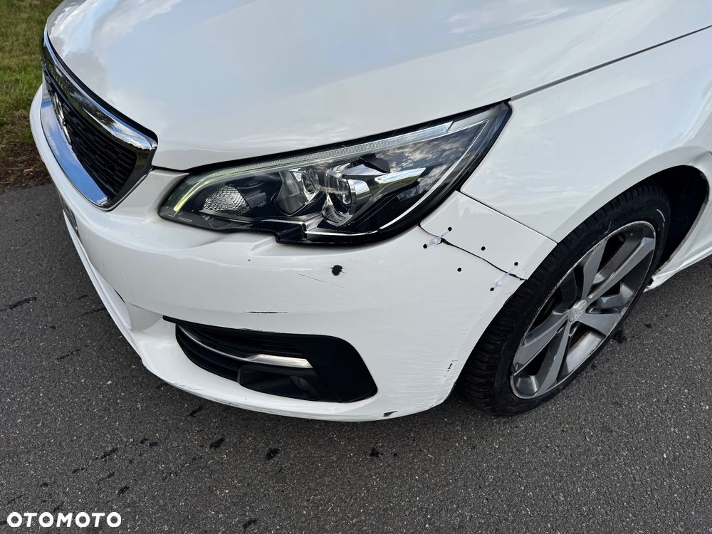 Peugeot 308 - 6
