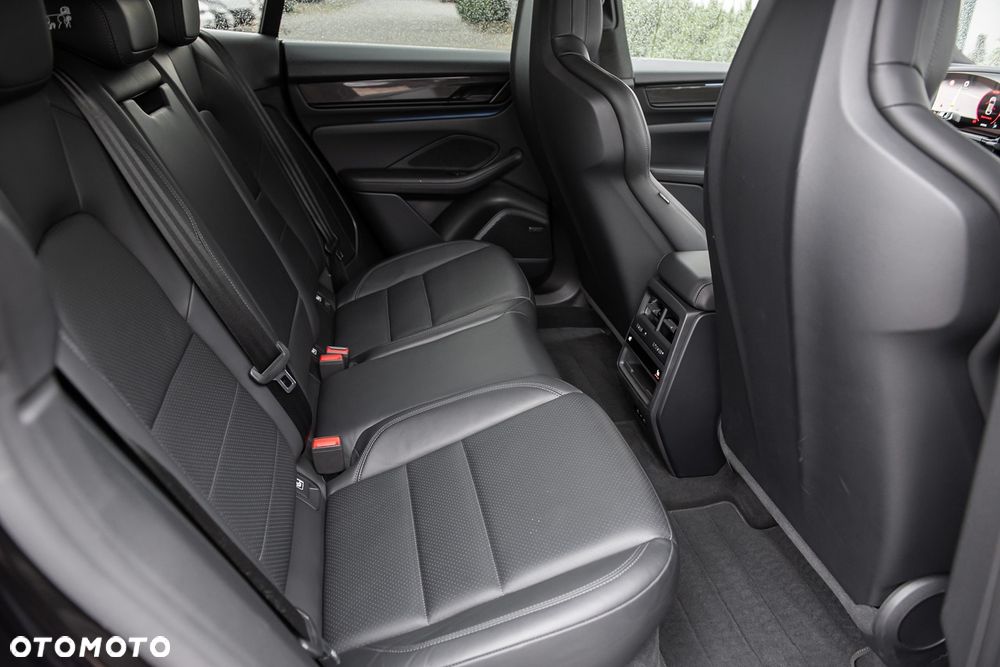 Porsche Macan - 36