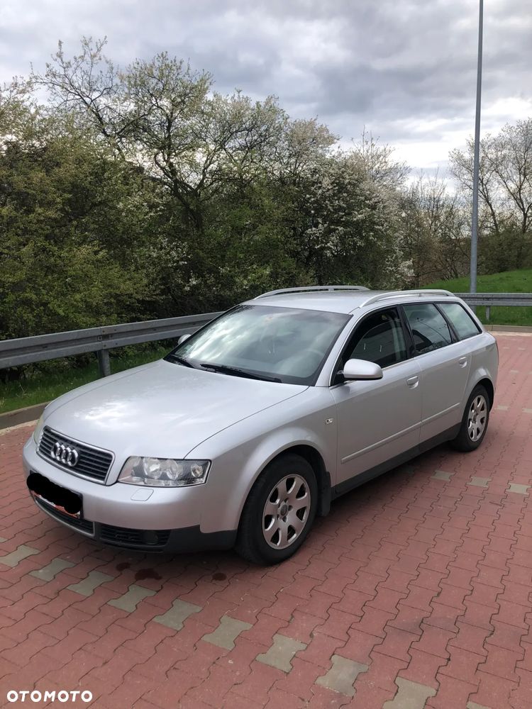 Audi A4 - 1