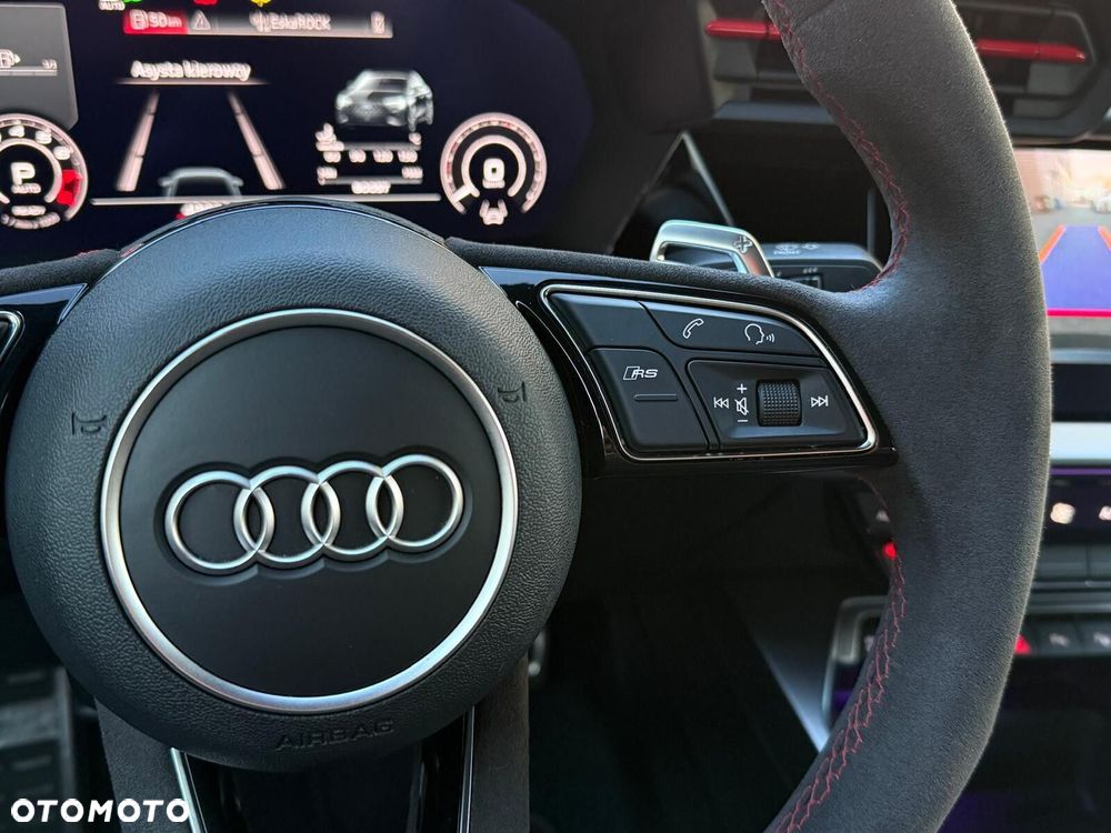 Audi RS3 Limousine - 19