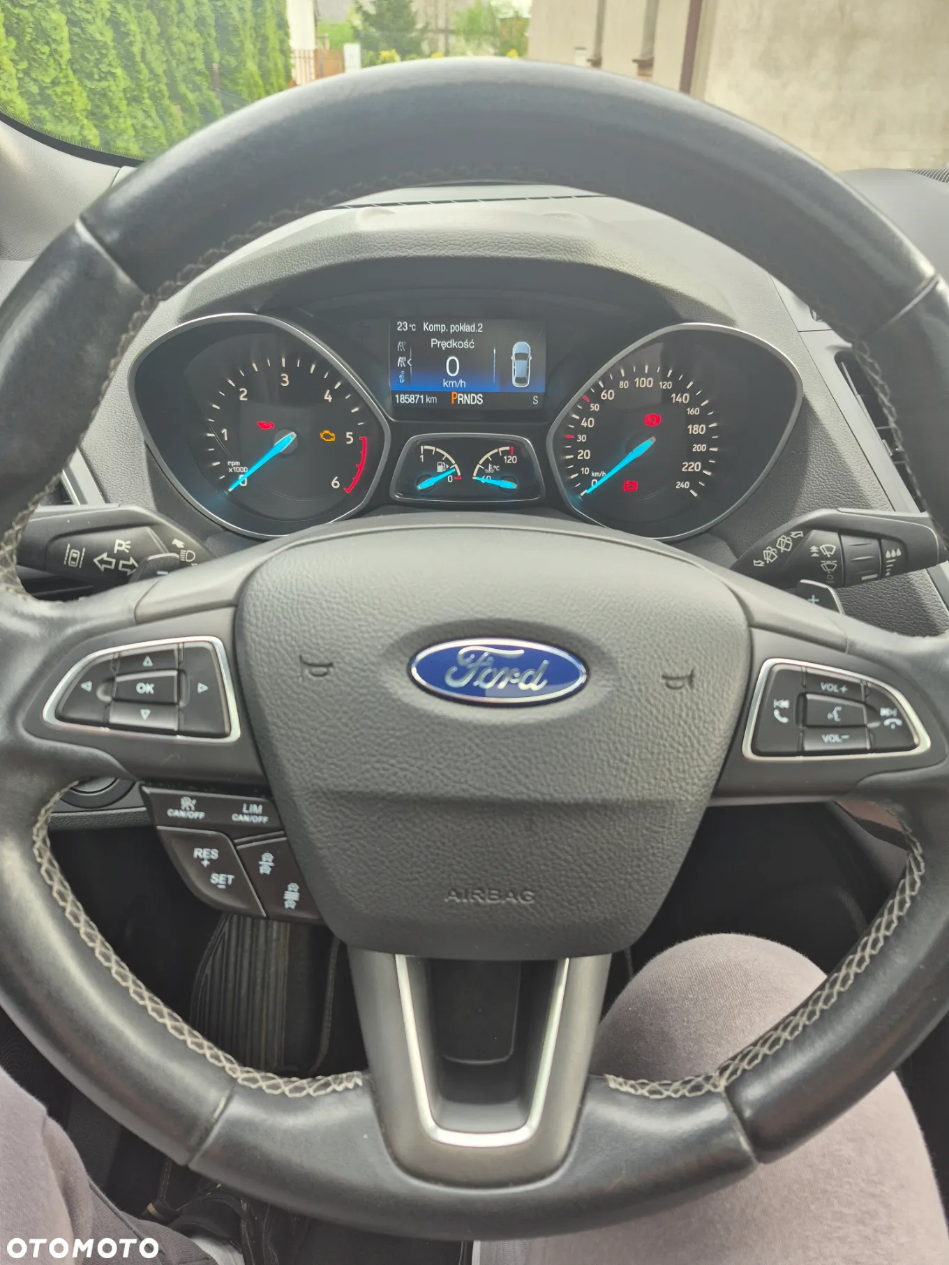 Ford Kuga 2.0 TDCi AWD ST-Line Black - 17