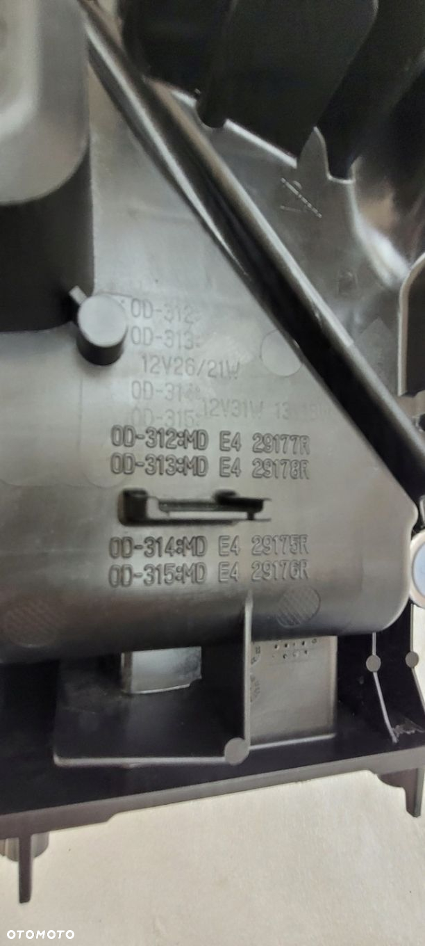 LAMPA PRAWA PRZÓD TOYOTA YARIS CROSS FULL LED 2020- KOITO 0D-314 - 12