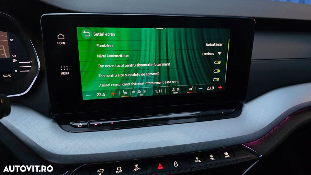 Skoda Octavia 2.0 TDI DSG Style - 27