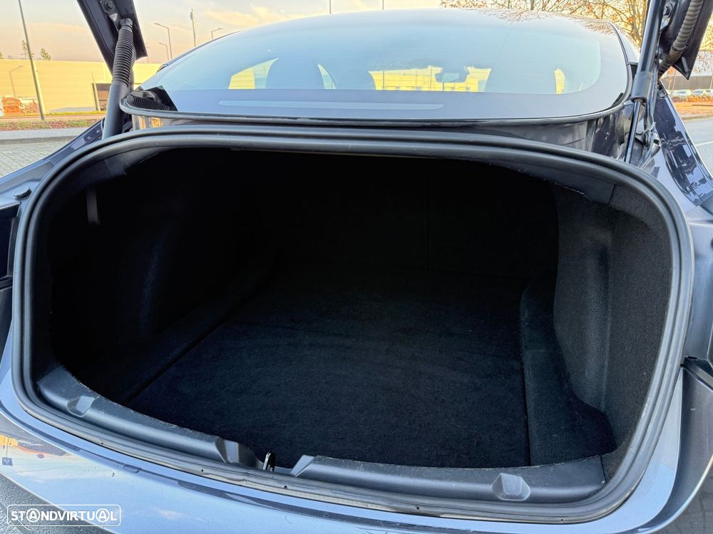 Tesla Model 3 Long-Range Dual Motor AWD - 19