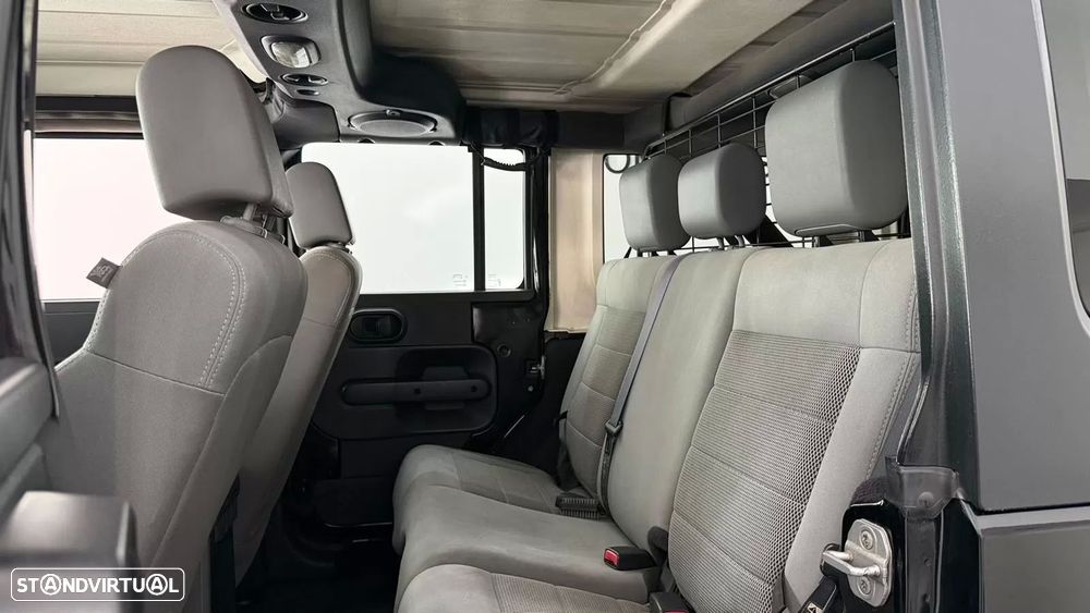 Jeep Wrangler Unlimited 2.8 CRD Sahara AT - 29