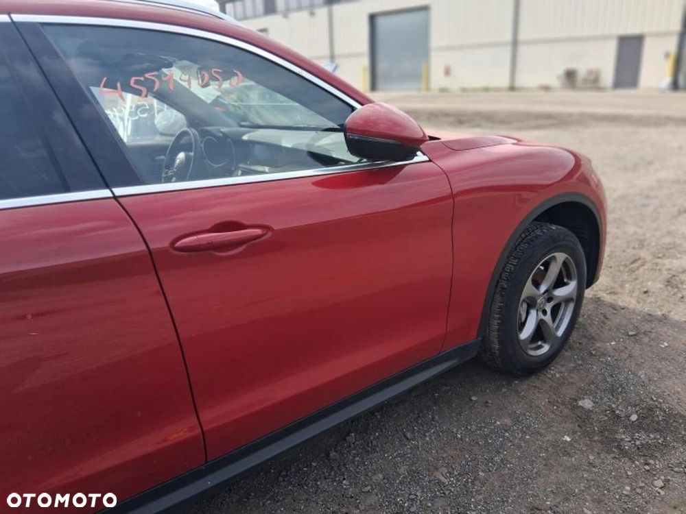 Alfa Romeo Stelvio - 22