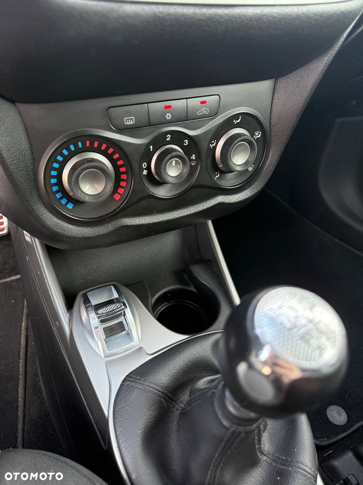 Alfa Romeo Mito 1.4 Distinctive EU6 - 10