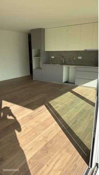 Apartamento novo T2 +1 - Grande imagem: 2/9