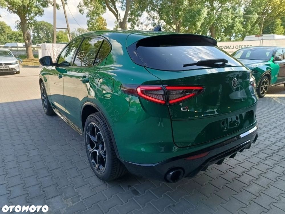 Alfa Romeo Stelvio - 5