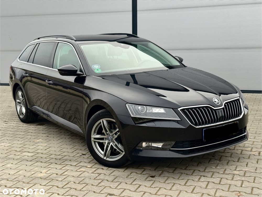 Skoda Superb 2.0 TDI DSG Premium Edition - 1