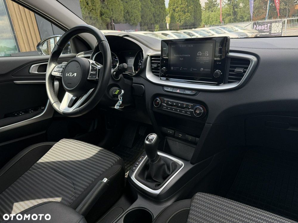Kia Ceed 1.5 T-GDI M - 16