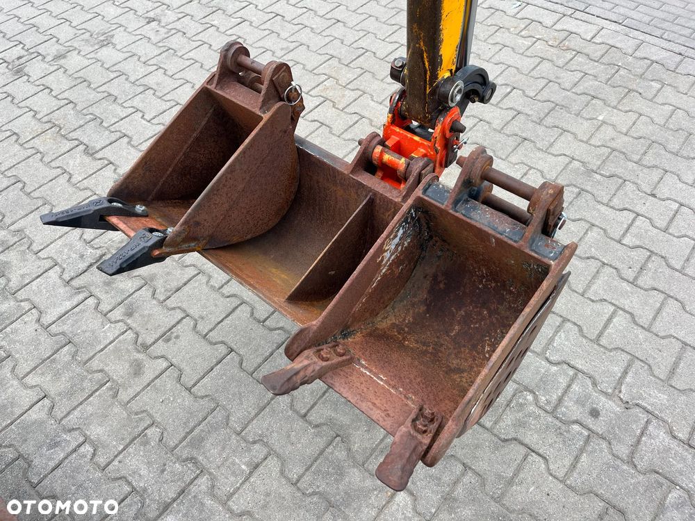 JCB 8018 CTS - 11