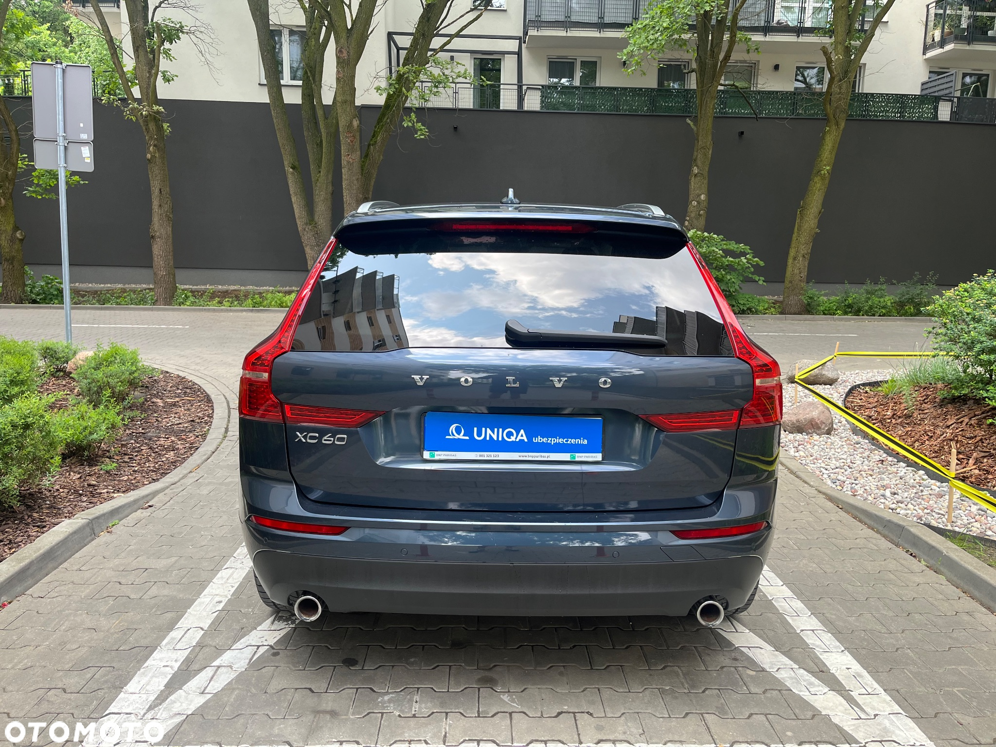 Volvo XC 60 D4 AWD Momentum - 5