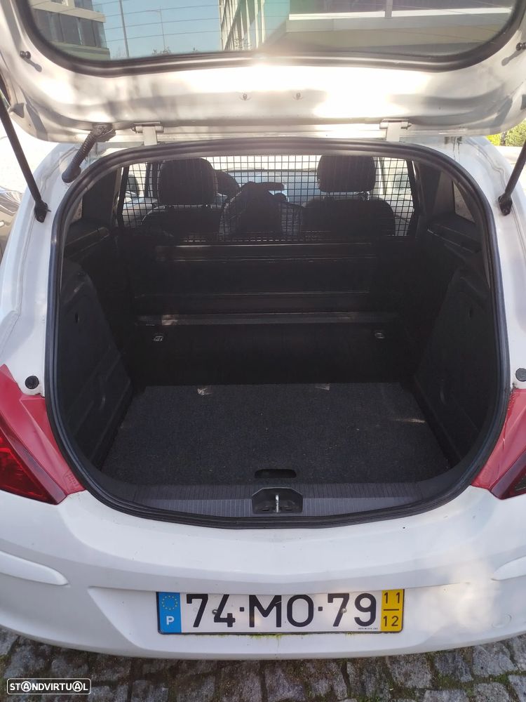 Opel Corsa - 11