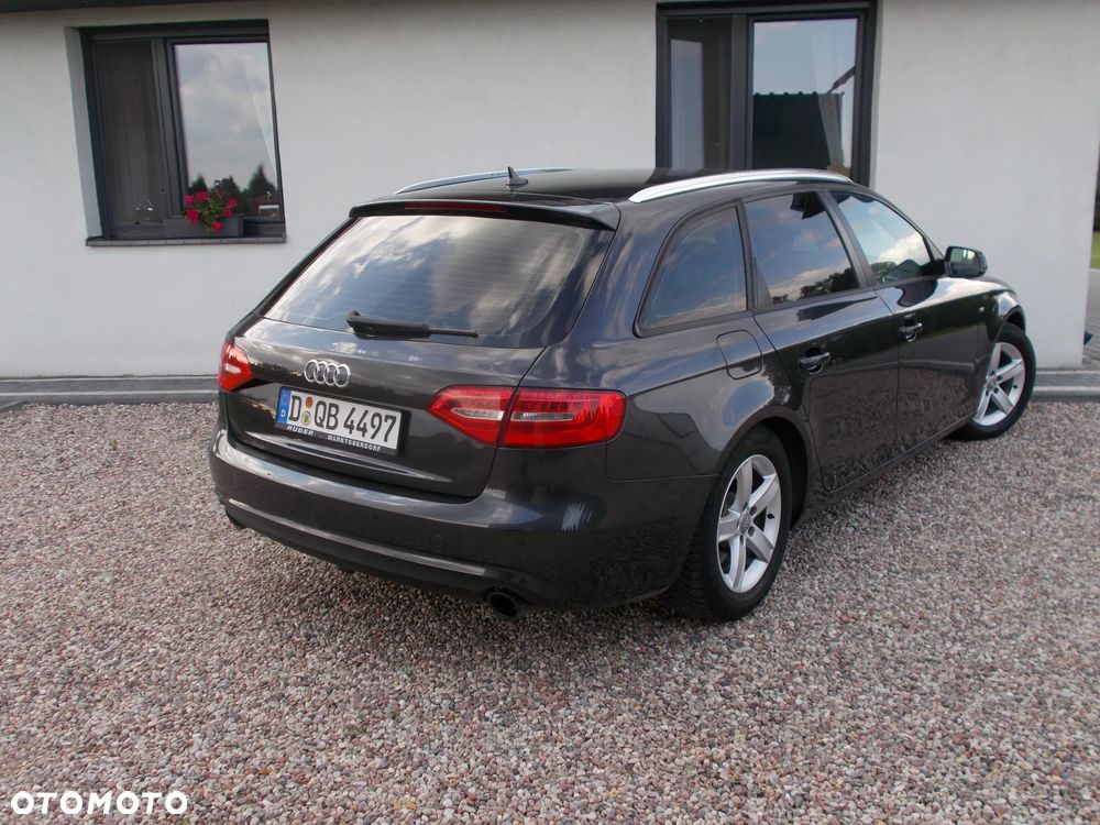 Audi A4 Avant 2.0 TDI DPF multitronic S line Sportpaket - 3