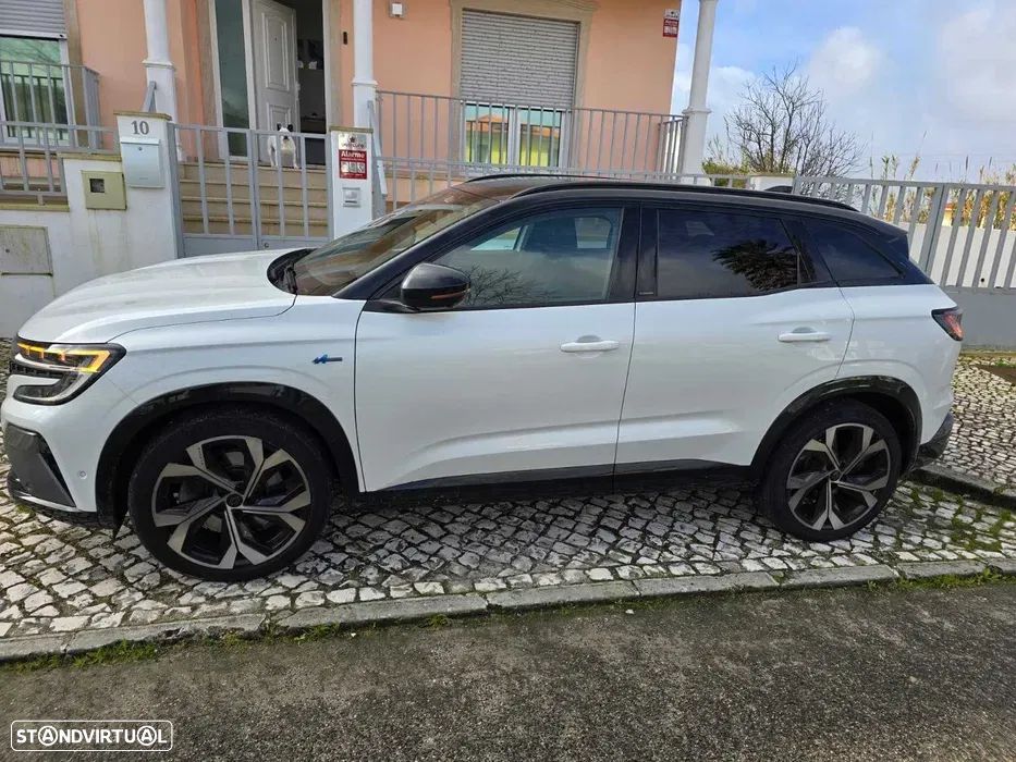 Renault Austral 1.2 E-Tech Iconic Espirit - 1