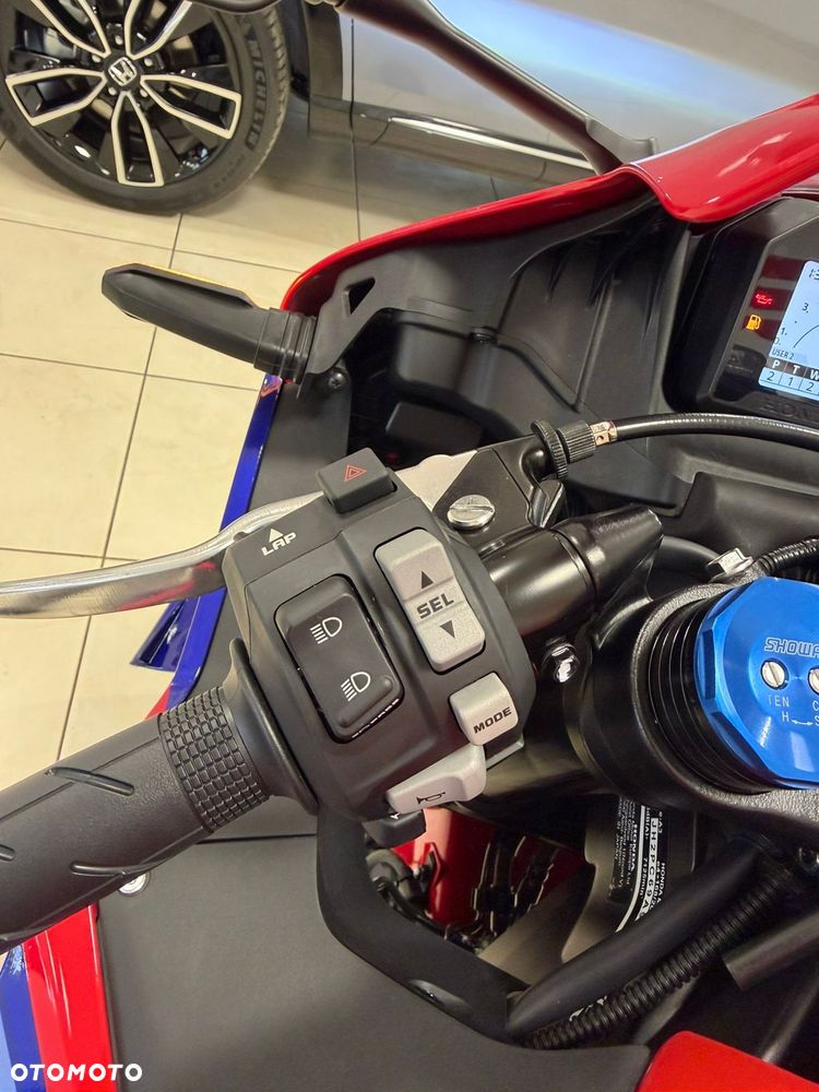 Honda CBR - 14