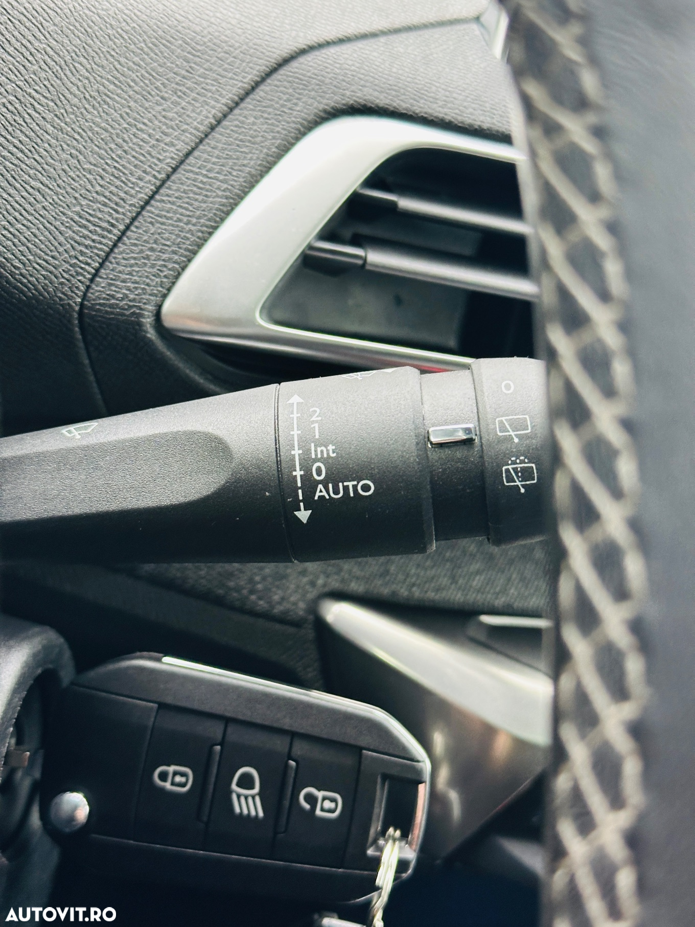 Peugeot 3008 BlueHDi 130 Stop & Start Allure Business-Paket - 34