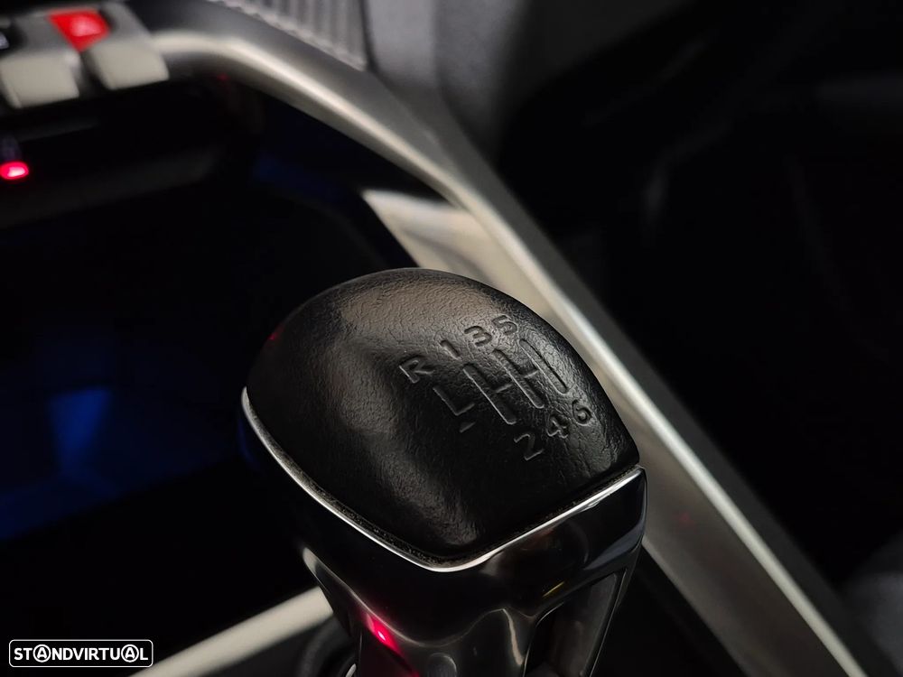 Peugeot 3008 1.5 BlueHDi Active - 19